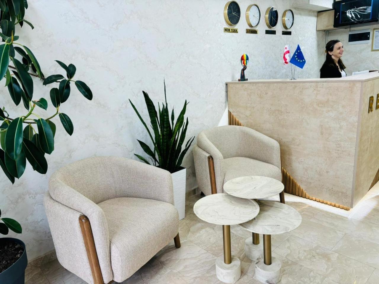 Hotel K124 Kutaisi Esterno foto