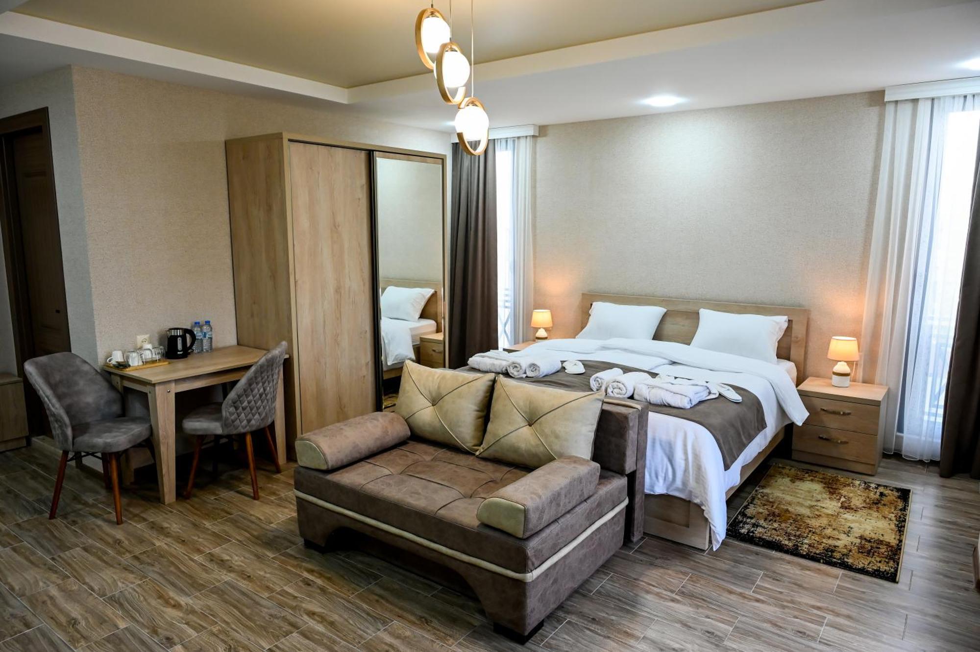 Hotel K124 Kutaisi Esterno foto