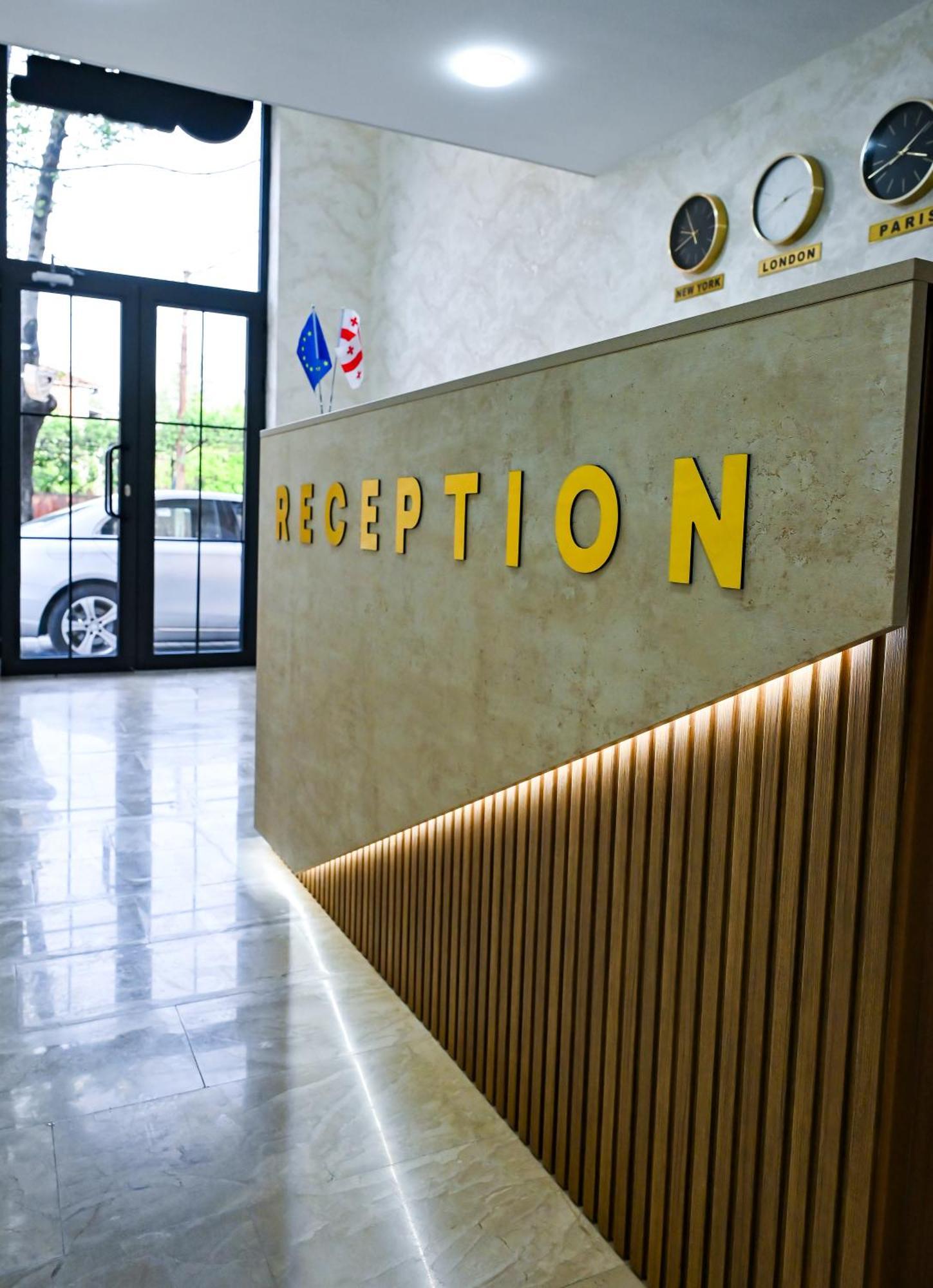 Hotel K124 Kutaisi Esterno foto